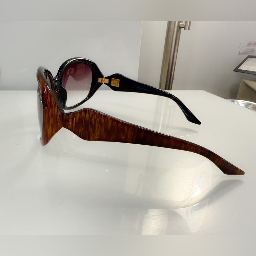 Brown Tortoise Shell Sunglasses - image 6